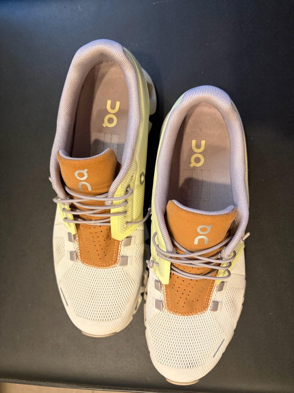 On Cloud 5 Sneakers Women’s 8.5 White Tan Green 5998362
